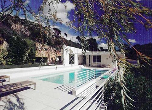 MODERN VILLA TO RENT FOR PHOTOS PRODUCTION IN NICE