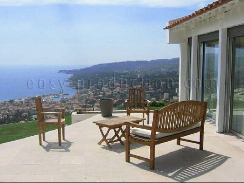MODERN HOUSE TO RENT FOR PHOTOS AND MOVIES NEAR MARSEILLE